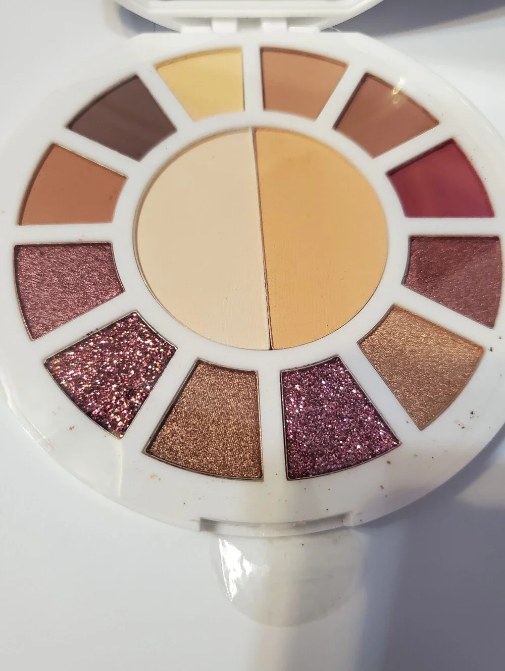 CAI Beauty NYC x The Who Eyeshadow Palette Makeup 14 Colors